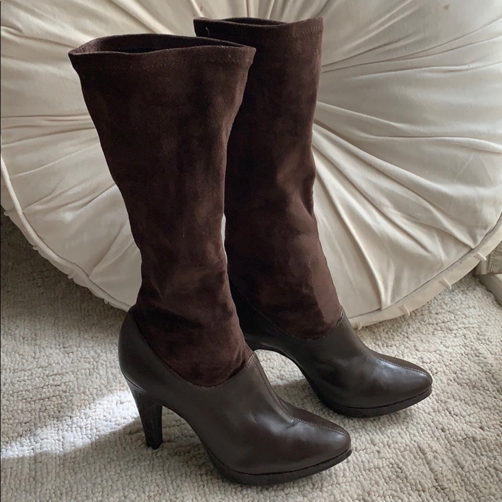 Gianni Bini brown leather heeled boots